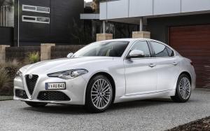 Alfa Romeo Giulia 2017 года